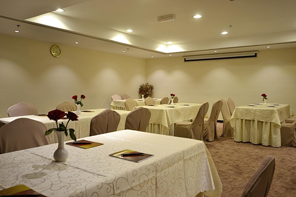Aryana Hotel Sharjah Luaran gambar